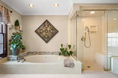 5187 Chambers Drive, Hoffman Estates, IL 60010 - Photo 19