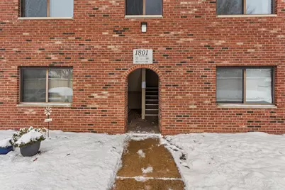 1801 Richardson Drive #7, Urbana, IL 61802 - Photo 3