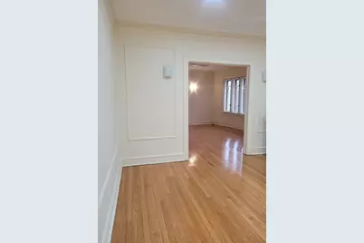 2336 E 68th Street #2, Chicago, IL 60649 - Photo 5