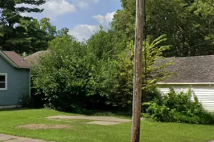 1425 7th St, Rock Island, IL 61201 - Photo 3