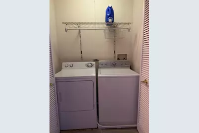 941 N Swift Road #302, Addison, IL 60101 - Photo 9