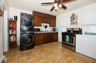 1213 S Madison St, Bloomington, IL 61701 - Photo 11