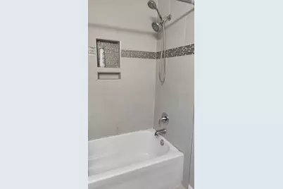 138 White Branch Court S, Schaumburg, IL 60194 - Photo 11