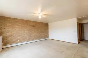 45 N McAree Rd, Waukegan, IL 60085 - Photo 3