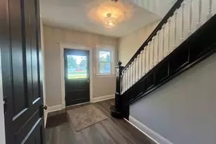 195 W 3rd Ave, Clifton, IL 60927 - Photo 7