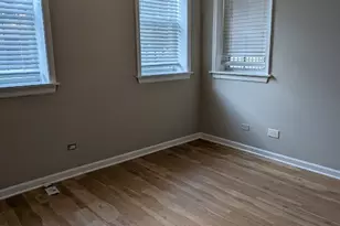 3745 W Argyle St, Chicago, IL 60625 - Photo 27