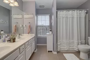 1811 S Wentworth Cir, Romeoville, IL 60446 - Photo 13