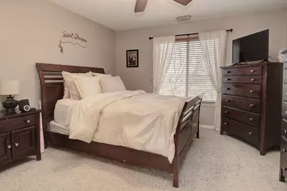 1811 S Wentworth Circle, Romeoville, IL 60446 - Photo 11