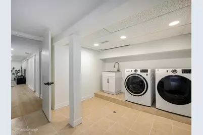 [Address not provided], Chicago, IL 60657 - Photo 27