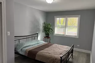 5517 Essex Rd, Lisle, IL 60532 - Photo 7