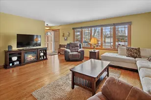 906 S We Go Trail, Mount Prospect, IL 60056 - Photo 3