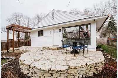 829 N Bennett Street, Geneva, IL 60134 - Photo 1