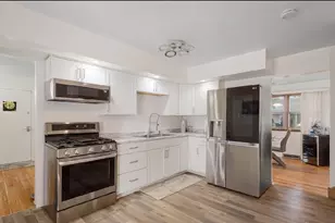 16811 Wausau Ave, South Holland, IL 60473 - Photo 5