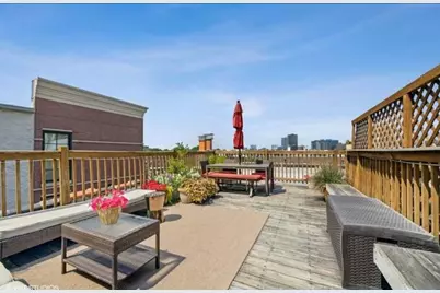 613 W Barry Avenue #4W, Chicago, IL 60657 - Photo 25