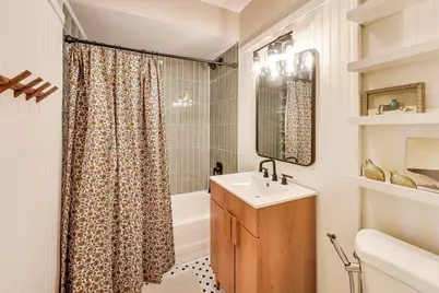 613 W Barry Avenue #4W, Chicago, IL 60657 - Photo 7