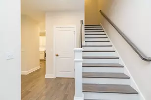 10723 Clock Tower Dr, Countryside, IL 60525 - Photo 13