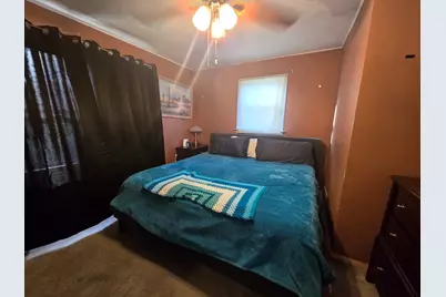 15035 Harding Avenue, Midlothian, IL 60445 - Photo 13