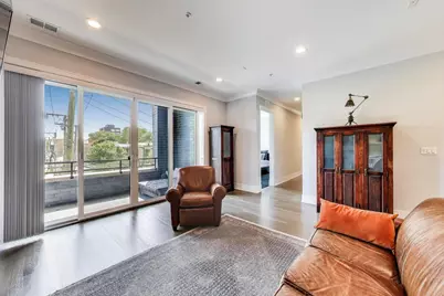 5748 N Hermitage Avenue #206, Chicago, IL 60660 - Photo 7