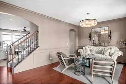 946 Glacial Falls Drive, Gilberts, IL 60136 - Photo 5