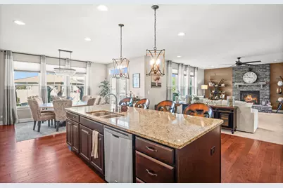 946 Glacial Falls Drive, Gilberts, IL 60136 - Photo 11