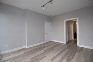 1554 N Talman Ave, Chicago, IL 60622 - Photo 13