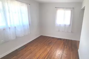 9236 Stanford Dr S, Bridgeview, IL 60455 - Photo 15