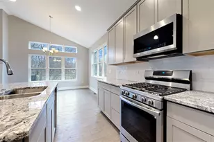 101 Donmor Dr, Bloomingdale, IL 60108 - Photo 11