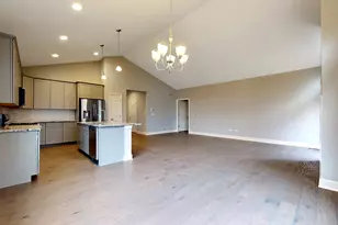 101 Donmor Dr, Bloomingdale, IL 60108 - Photo 9