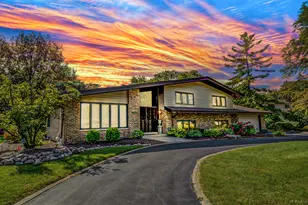 13000 S Westgate Dr, Palos Heights, IL 60463 - Photo 1