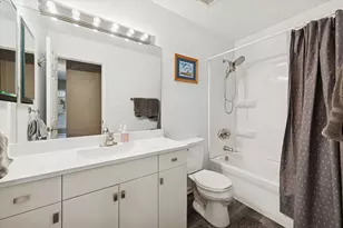 9 Juniper Ct, Streamwood, IL 60107 - Photo 21