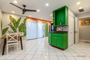 1026 Denham Pl, Schaumburg, IL 60194 - Photo 7