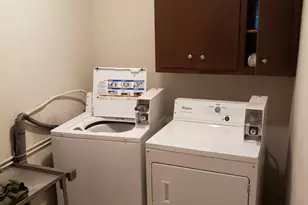 908 Greenbrier Rd, Dekalb, IL 60115 - Photo 7