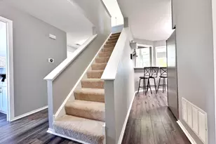 730 Hamilton Circle, Schaumburg, IL 60194 - Photo 23