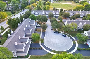 730 Hamilton Circle, Schaumburg, IL 60194 - Photo 3