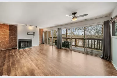 5811 Oakwood Drive #C, Lisle, IL 60532 - Photo 3