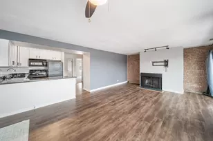 5811 Oakwood Dr, Lisle, IL 60532 - Photo 9