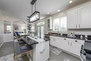 1650 Natures Way, Lindenhurst, IL 60046 - Photo 15