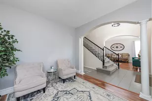 1650 Natures Way, Lindenhurst, IL 60046 - Photo 5