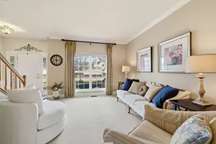 1196 Fieldstone Dr, Crystal Lake, IL 60014 - Photo 5