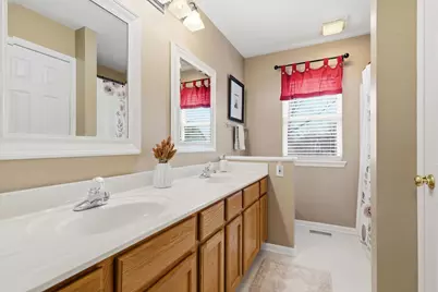 1196 Fieldstone Drive, Crystal Lake, IL 60014 - Photo 27