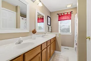 1196 Fieldstone Dr, Crystal Lake, IL 60014 - Photo 27