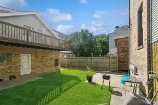 2519 S Millard Ave, Chicago, IL 60623 - Photo 9