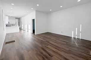 2982 S Lyman St, Chicago, IL 60608 - Photo 7