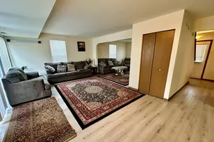 1033 Serendipity Dr, Aurora, IL 60504 - Photo 7