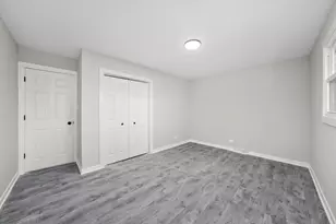 8938 W 85th Pl, Justice, IL 60458 - Photo 15