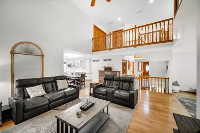 346 Holbrook Circle, Chicago Heights, IL 60411 - Photo 3