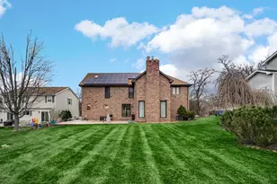 346 Holbrook Cir, Chicago Heights, IL 60411 - Photo 21