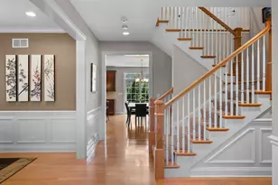 1525 Hawthorne Pl, Deerfield, IL 60015 - Photo 3