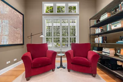 1525 Hawthorne Place, Deerfield, IL 60015 - Photo 9