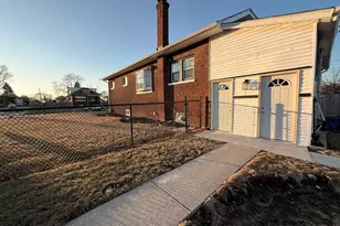 [Address not provided], Maywood, IL 60153 - Photo 25